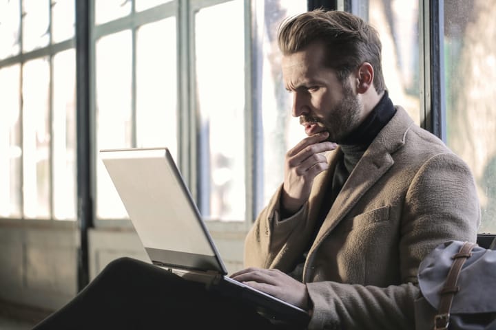 Online vs. In-Person Therapy: Which is Right for You?